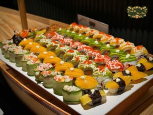 Thuyền sushi - Buffet Sen Tây Hồ