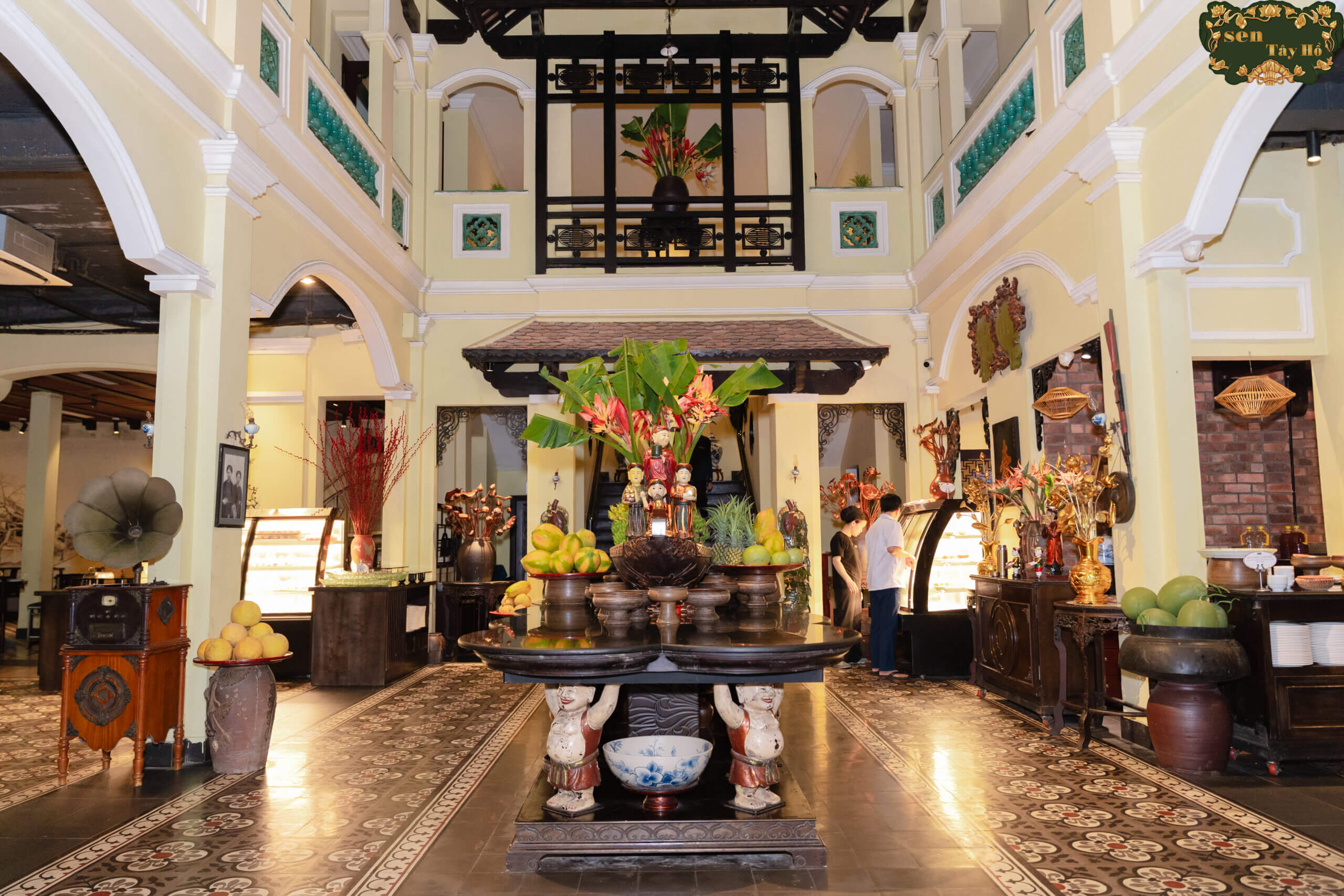 Buffet Hà Nội - Khu Văn Hoá Ẩm Thực Sen Tây Hồ Buffet Hà Nội - Khu Văn Hoá Ẩm Thực Sen Tây Hồ